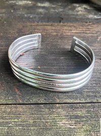 Handcrafted Alpaca Silver Cuff Bracelet: Boho Artisan Jewelry