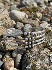 Hammered Silver Beaded Cuff Bracelet: Handcrafted Boho Jewelry