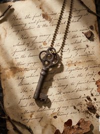 Antique Skeleton Key Necklace JULIET, Fancy Bow Iron Pendant, Brass Ball Chain Gothic Jewelry