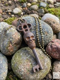 Gothic Skull Key Necklace - Antique Bronze Boho Pendant Chain