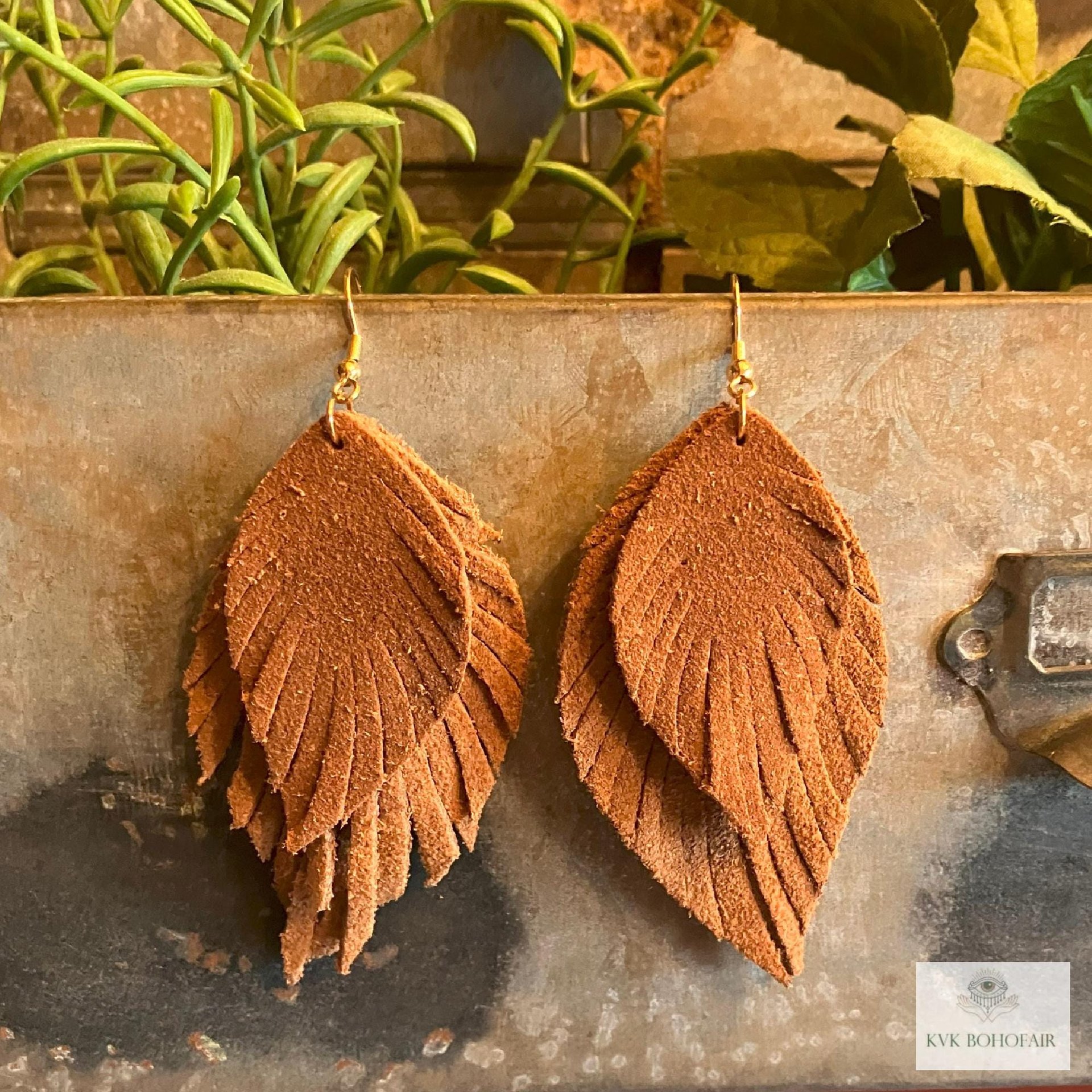 Exquisite Handcrafted Suede Feather Dangle Earrings - Bohemian Gold-plated Boho Jewelry