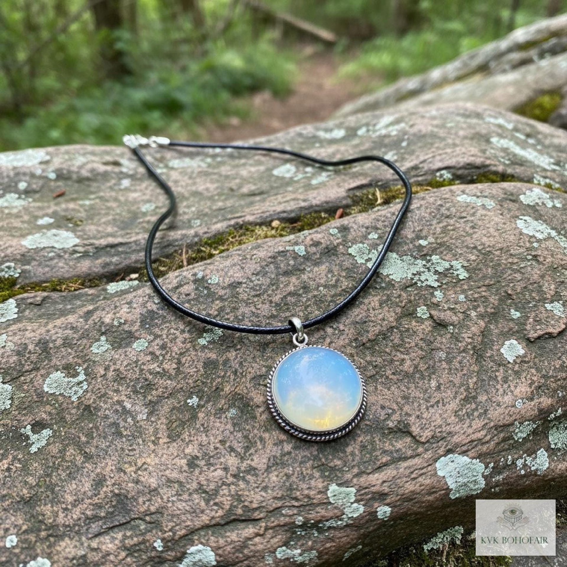 Elegant Opalite Necklace - Handcrafted Boho Choker