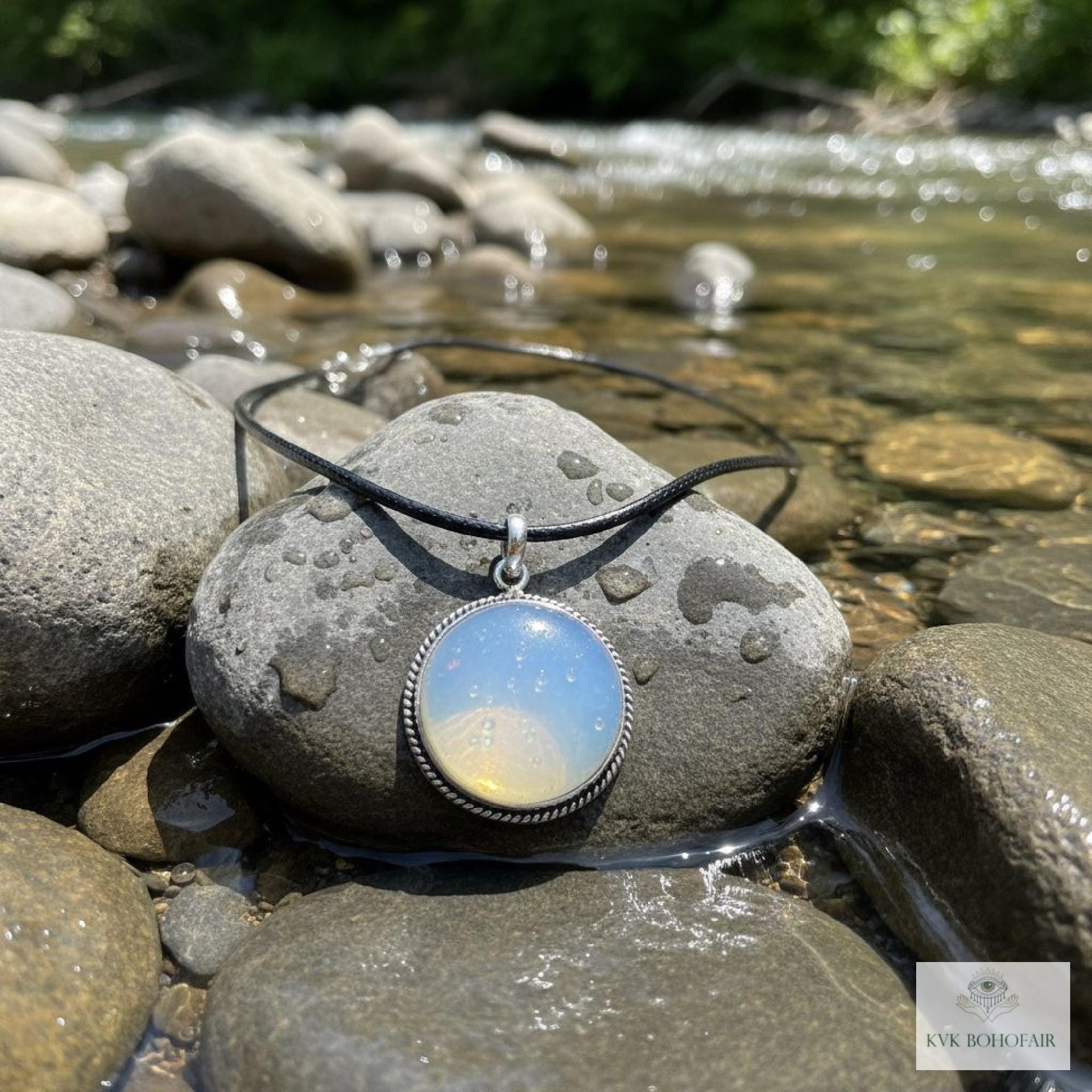 Elegant Opalite Necklace - Handcrafted Boho Choker