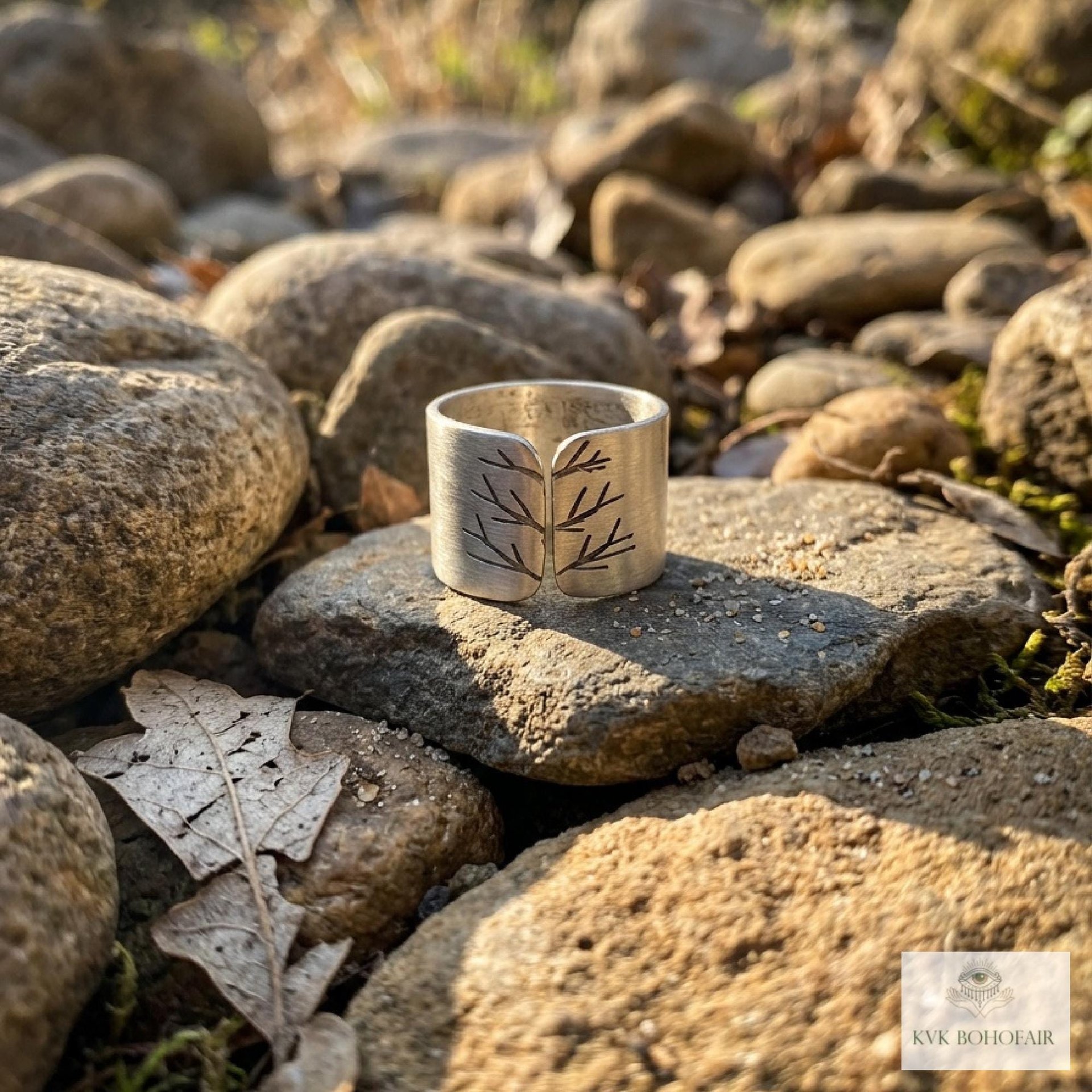 Silver-Plated Brass Cat Tree Face Ring – Rustic Boho Adjustable Statement Jewelry