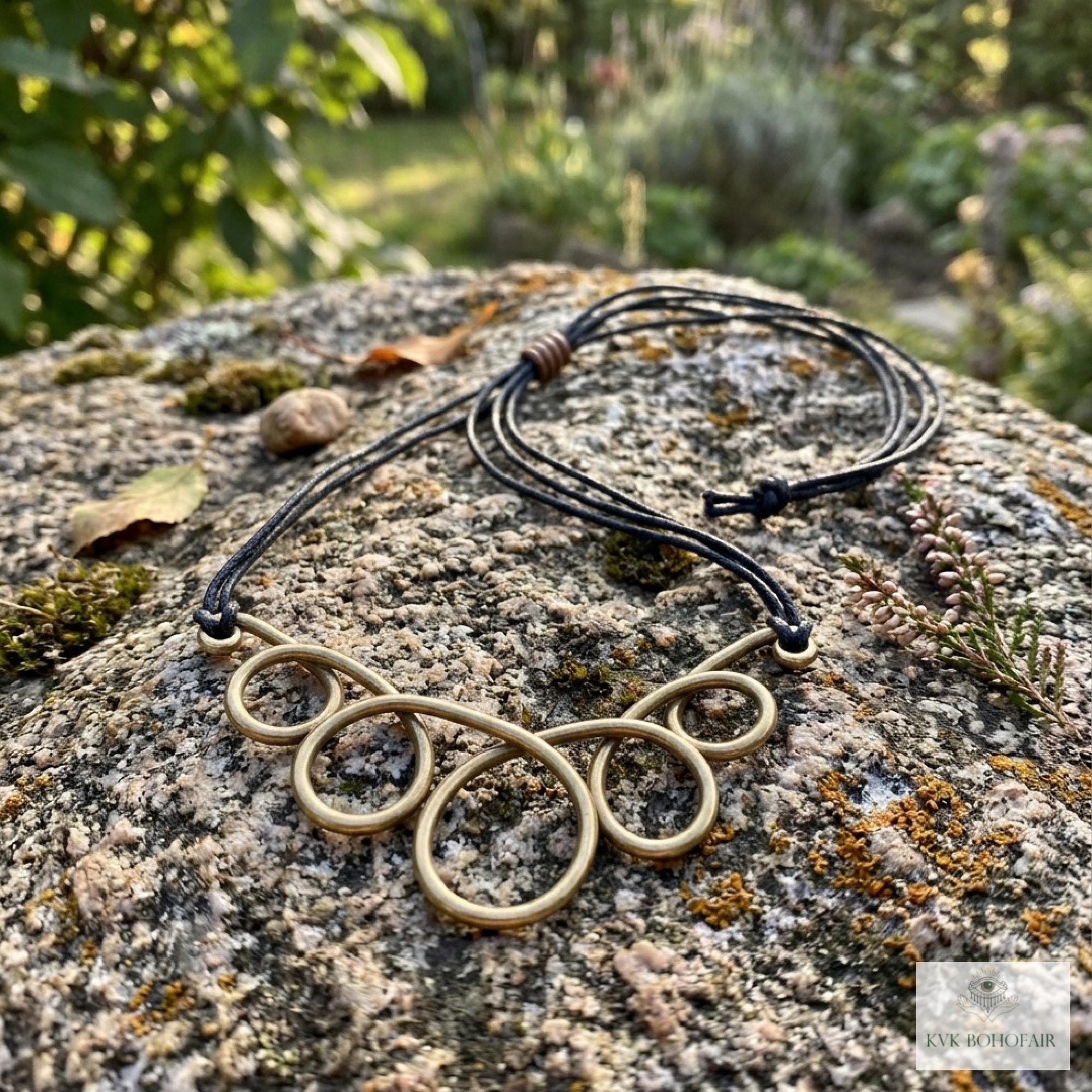 https://www.etsy.com/listing/1859016607/boho-leather-silver-choker-bead-necklace?