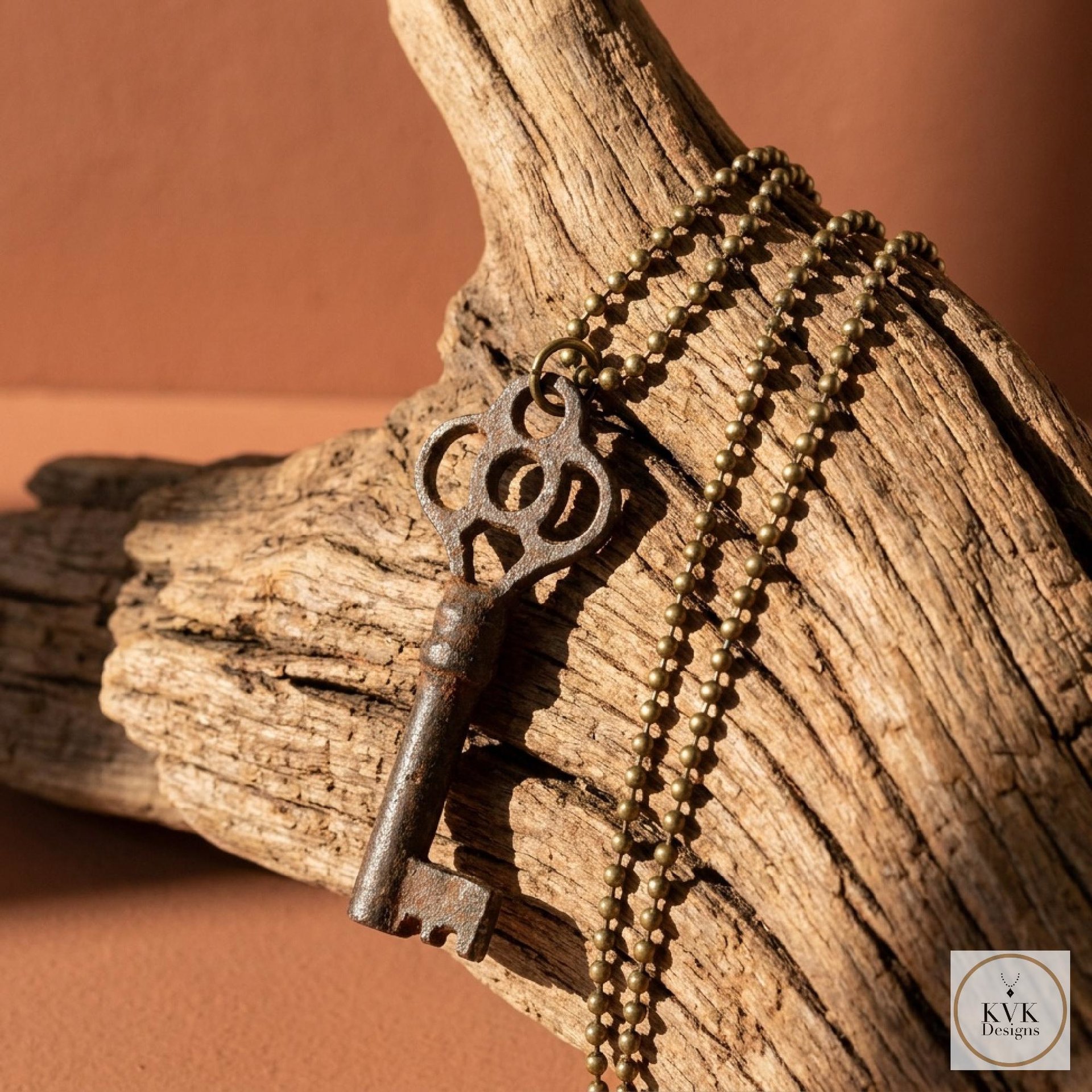 Antique Skeleton Key Necklace JULIET, Fancy Bow Iron Pendant, Brass Ball Chain Gothic Jewelry