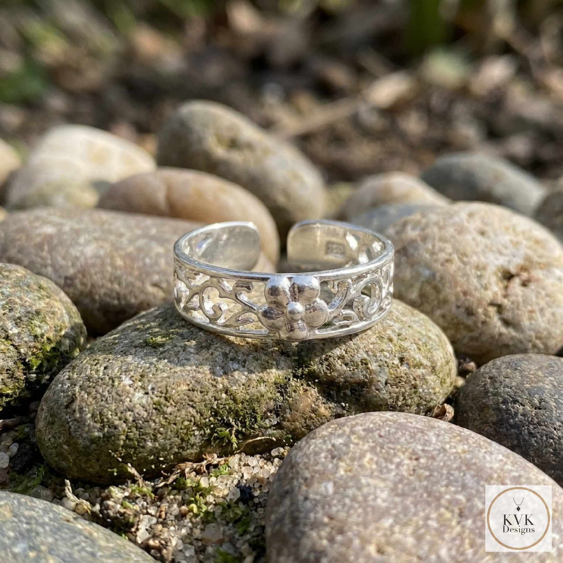 Silver Plated Flower Toe Ring