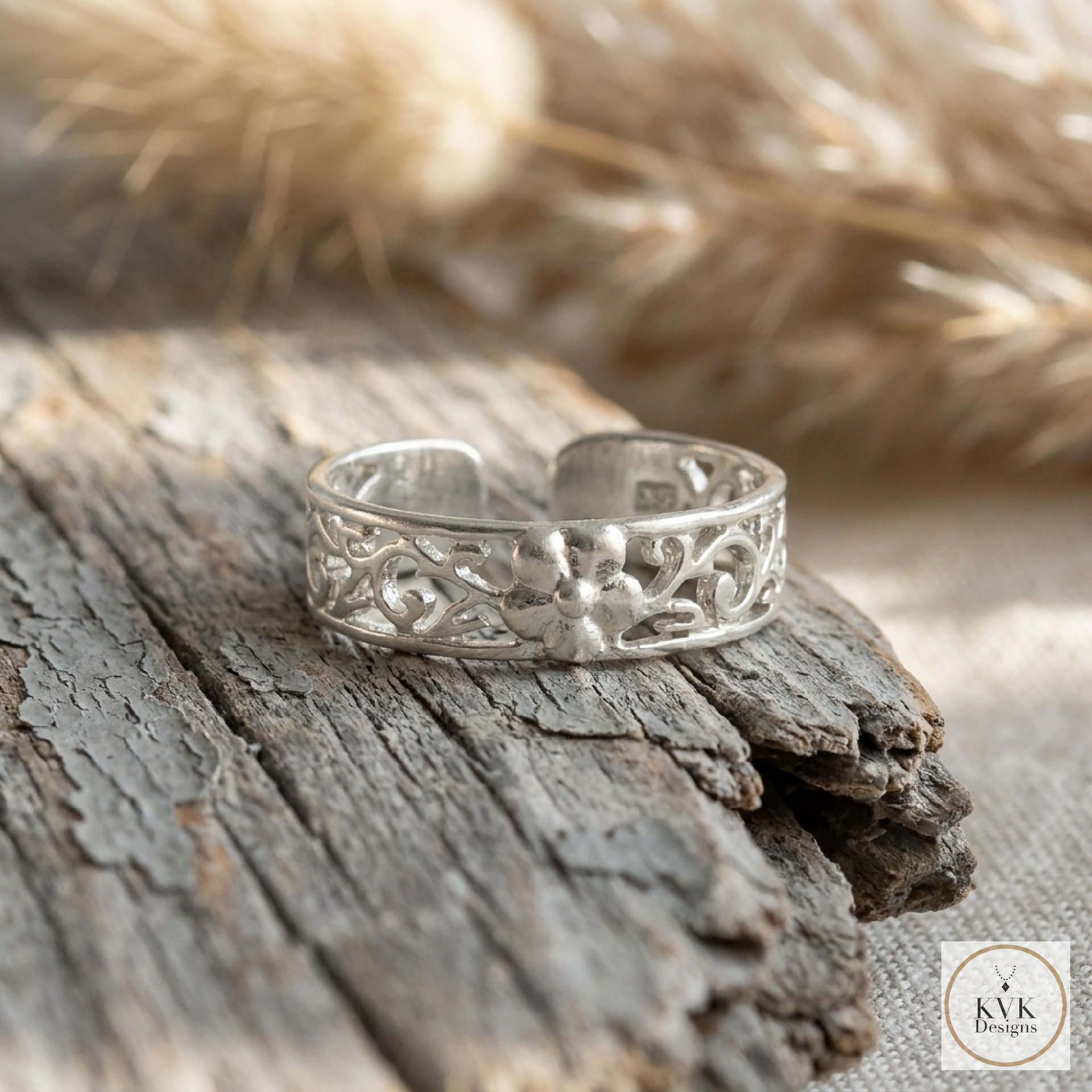 Silver Plated Flower Toe Ring