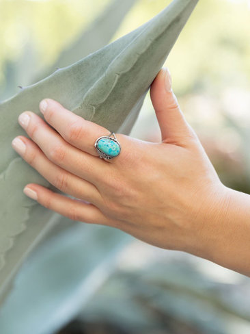 Oval Reconstituted Turquoise Floral Design Ring