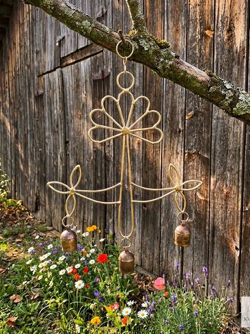 Peaceful: Handmade Flower Garden Wind Chime with Rustic Bells